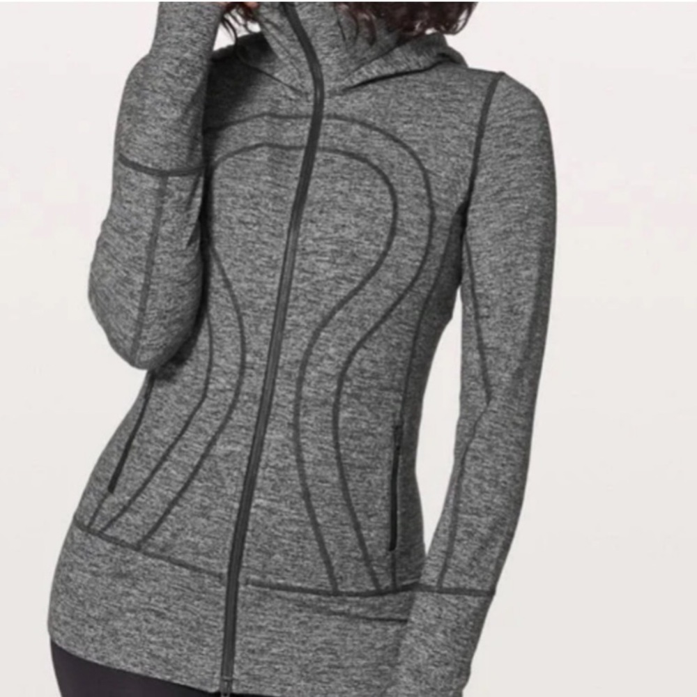 NWOT LULULEMON Stride‎ II Gray Heather Full Zip Thumbholes Jacket Woman’s size 6